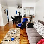 Cozy 1 Bedroom Business Suite