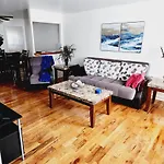 Cozy 1 Bedroom Business Suite